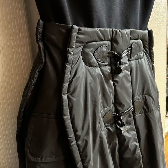 MAISON Margiela Paris Switching sleeveless docking Puffer Couture Dress Blk
NWT - Picture 13 of 17